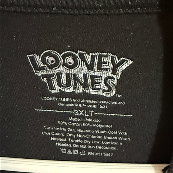 Looney Tunes Black Graphic T-Shirt - Picture 2 of 3